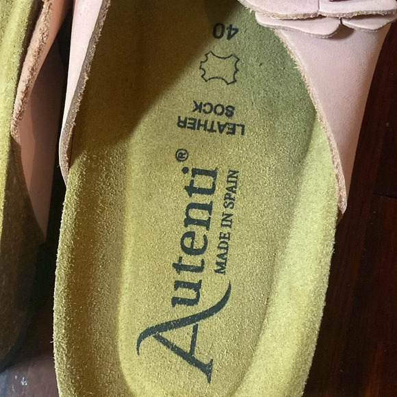 NWOT Autenti leather sandal made in Spain Size 40 - Picture 3 of 8